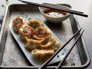 Pierożki Gyoza z kurczakiem |5 szt|