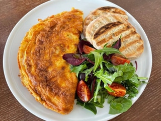 Омлет з овочами 