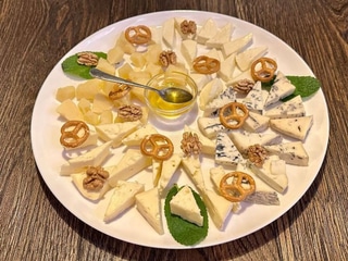 Італійські сири з медом