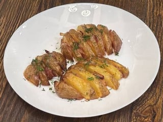 Картопля запечена з салом