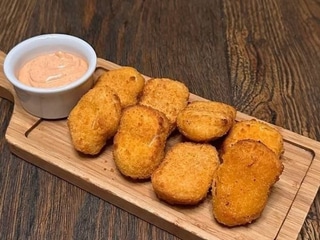 Курячі нагетси в паніровці