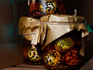 Сир зі спаціями 