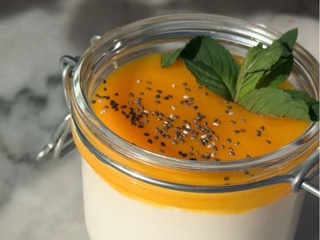 Greek yogurt with homemade jam