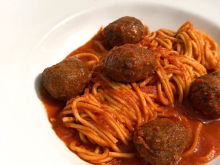Spaghetti with polpette