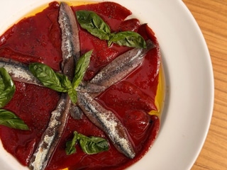 Cantabrian anchovies with roasted marinated pepper