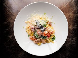 Паста з морепродуктами у вершковому соусі|Seafood pasta in creamy sauce
