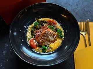 Курочка з гарбузовим пюре та овочами