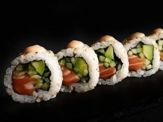 Uramaki Pikantny łosoś