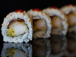 Uramaki Krewetka w tempurze