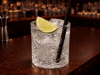 GIN TONIC