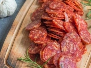 Salsiccia (wieprzowa kiełbasa)