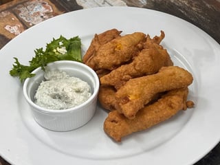 Smažená dýně v šalvějovo - sezamovém těstíčku, sýrový dip