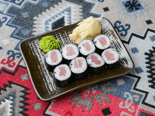 Maki s tuniakom