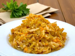 Капуста тушкована