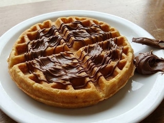 Waffă cu Nuttella