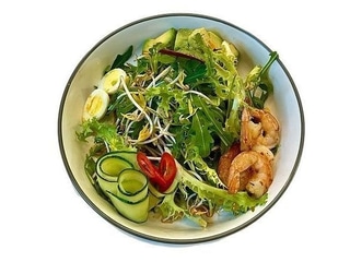 Зелена насолода з креветками