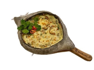 Хачапурі з морепродуктами