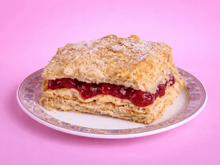 Domácí dort Napoleon Třešeň