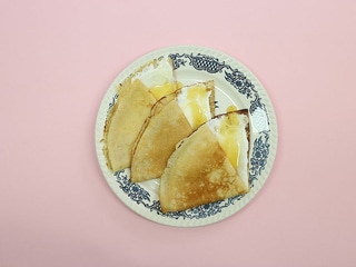 Palačinky s tvarohem a medem