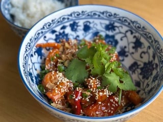 Курка в кисло - солодкому соусі