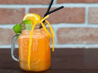 ŚWIEŻY SOK POMARAŃCZOWY 0.5L