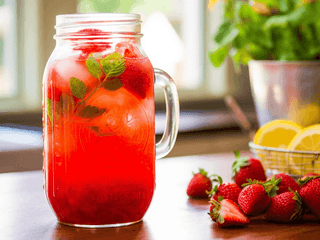LEMONIADA TRUSKAWKA - 0.5L