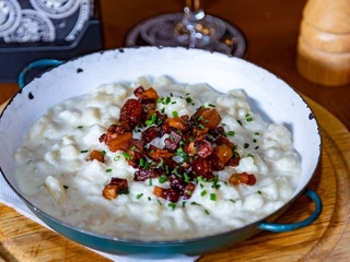 Bryndzové halušky so slaninou