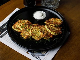 ОЛАДКИ З КАБАЧКІВ