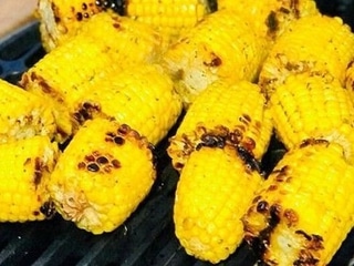 Кукурудза на мангалі