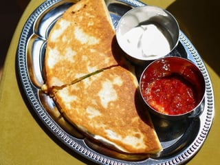 Касаділья з креветкою