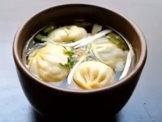 SPECJALNA ZUPA MOMO