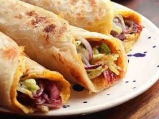 EGG KATTI ROLLS