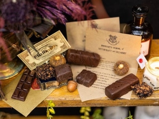 Чарівний будиночок з шоколадом