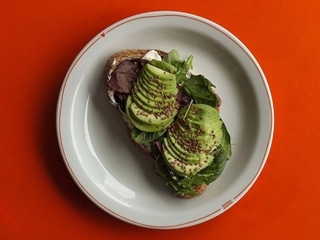 Авокадо-тост