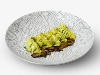 Zeleninová gyoza, grilované houby shitake, pažitkový olej