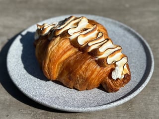Круасан Лимонний курд