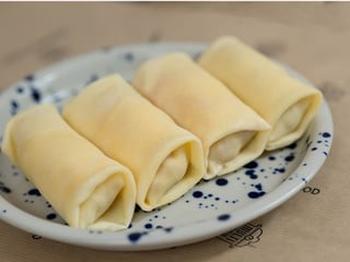 Naleśniki z bananami i mlekiem zagęszczonym, 6 szt