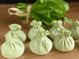 Chinkali że szpinakiem i bryndzą, 8 szt.