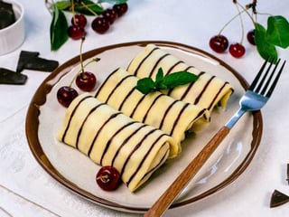 Naleśniki z wiśniami i czekoladą , 5 szt.
