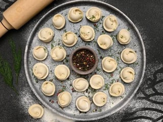 Pelmeni z wieprzowiną, ok. 1 kg