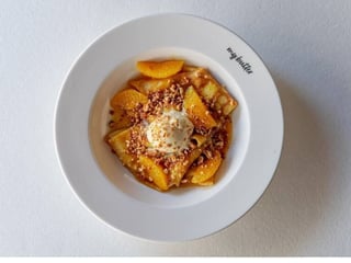 Креп сюзет з вешковим морозивом