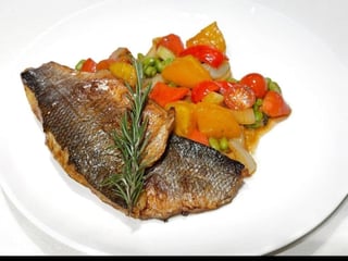 Філе сібаса з овочами