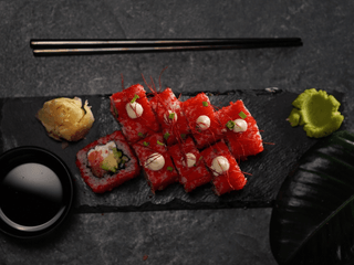 Каліфорнія в ікрі з вугрем