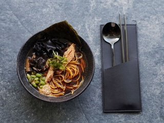 Шою грибний рамен