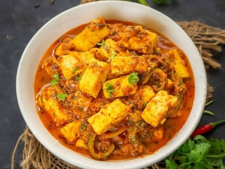 52) Paneer Jalfrezi 
