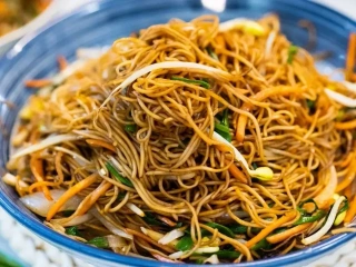 36) Egg Chowmein 