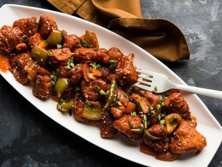 33) Chilli Chicken 