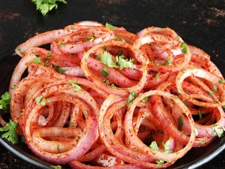 111) Onion Salad