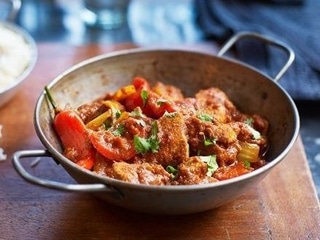 65) Chicken Jalfrezi 