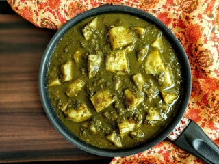 54) Aloo Palak